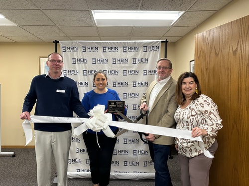 Gallery Image Hein%20Law%20vertical%20photo_190126-014220.JPG