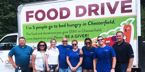 Gallery Image employees-giving-back.jpg