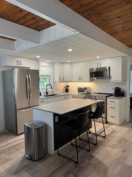 Gallery Image Kitchen.JPG