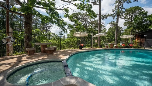 Gallery Image 048_Brackenridge_shoot1_onionstudio.jpg