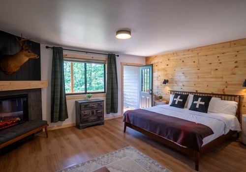 Gallery Image 065_brackenridge_webfiles_onionstudio_featured--684abf31e8e41.jpg