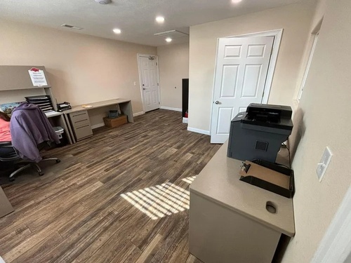 Gallery Image IMG_2687.jpg