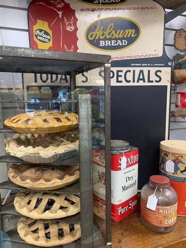 Gallery Image 467157206_122148085640300866_923605986714042293_n.jpg