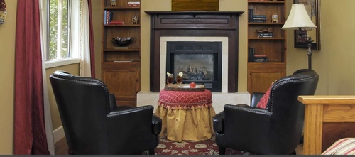 Gallery Image Heartstone-Inn-victoria-suite-2.jpg