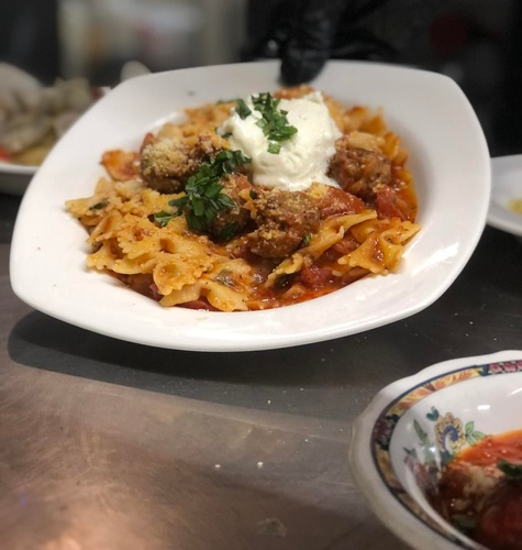 Gallery Image 506461498_10162466434181029_2004599686247326650_n.jpg