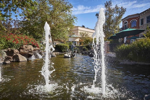 Gallery Image Commons_Detail_4.jpg