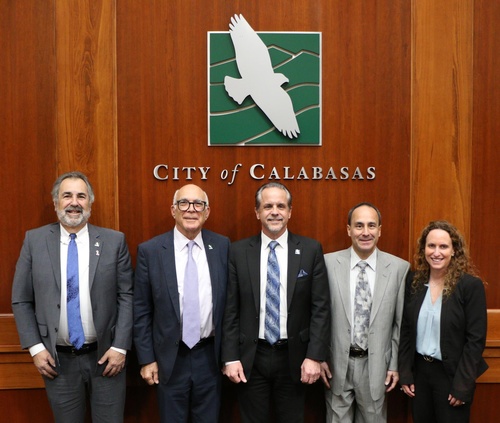 Gallery Image 638695851155170000_041125-040322.jpg