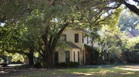 Seven Oaks B&B