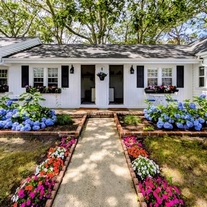 Cape Cod Motor Inn
