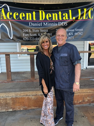 Dr. Dan Minnis and wife Jeanette