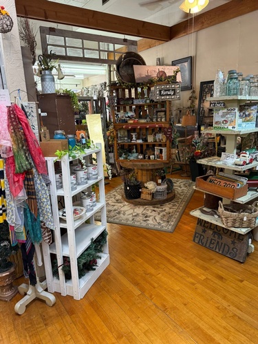 Gallery Image Main%20St%20Pic%203.jpg Gallery Image Main%20St%20Pic%203.jpg