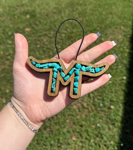 Gallery Image Kickin%20S%20Customs%20-%20Car%20Charm%202.jpg