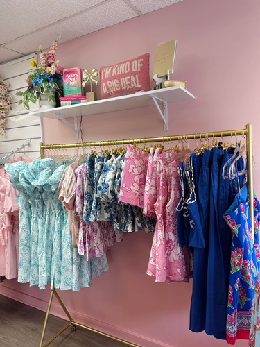 Gallery Image EG%20Boutique%20Photo%20-%20Storefront%20111.jpg