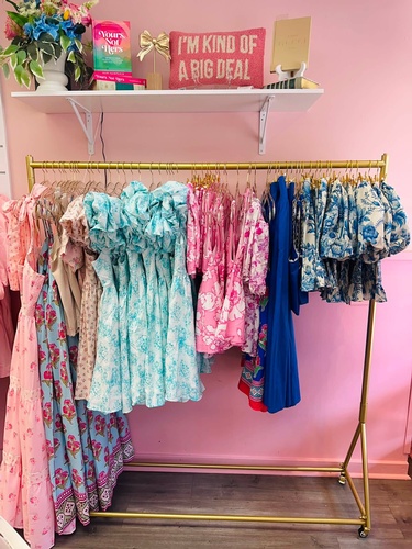 Gallery Image EG%20Boutique%20Photo%20-%20Storefront%203.jpg