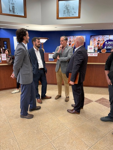 Gallery Image abound%203_041125-011238.jpg