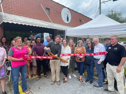 Hooper's Creek Wine Market Ribbon Cutting