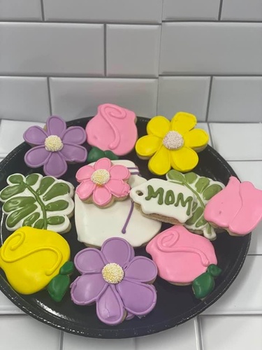 Gallery Image flower%20cookies%20missy.jpg