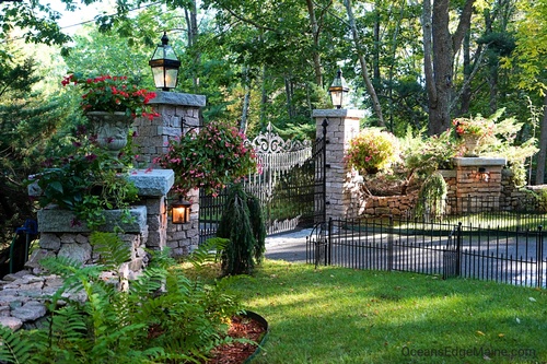 Gallery Image 1a%20-%20gates%20-%20_180826-025513.jpg