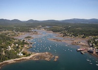 Bass Harbor Cottages & Country Inn