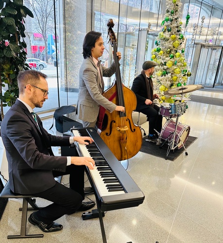 Gallery Image Holiday%20Jazz%20Trio.jpg Gallery Image Holiday%20Jazz%20Trio.jpg