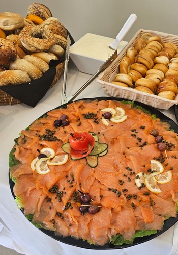 Gallery Image lox%20platter.jpg