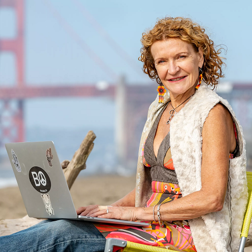 Your Guide: Ashley Howitt