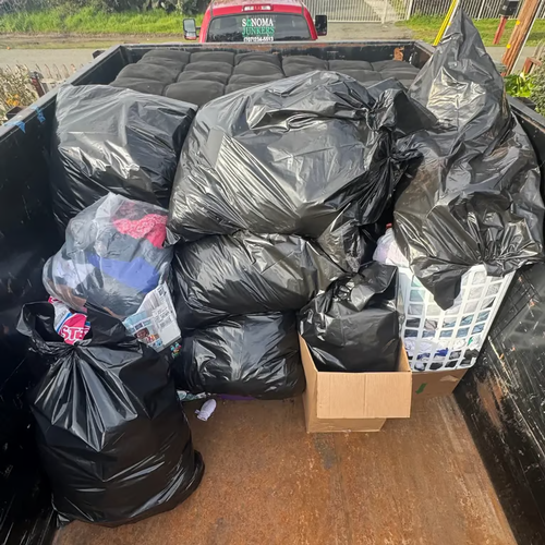 Gallery Image trash-in-trailer.png