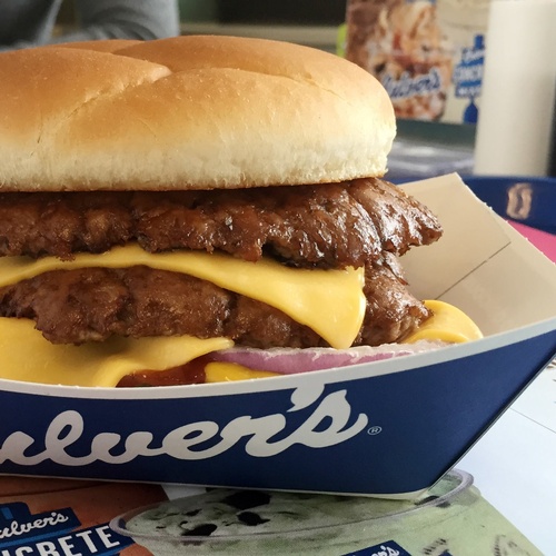 Gallery Image culvers%20cheeseburger.jpg