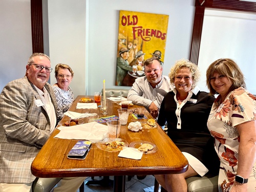 Gallery Image fms%20mayor%20friends.jpg