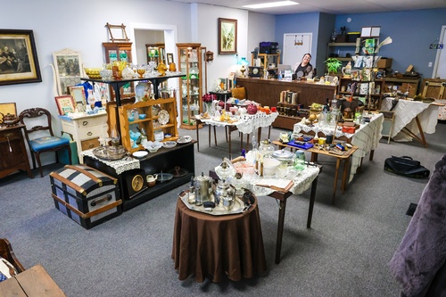 Echoes of Time Antique Shop New Castle, PA