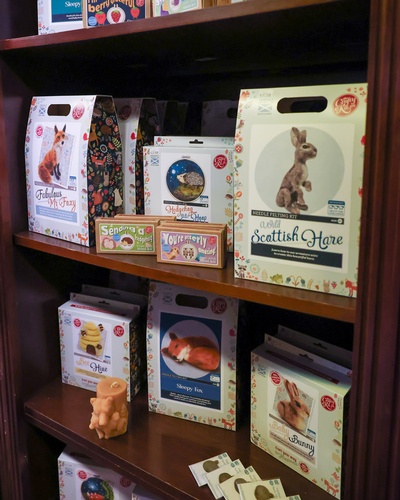 The Spindled Hare - Spinning Wheel, Yarn, Gift Shop