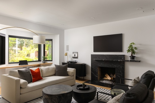 Gallery Image 91Ronan_LivingRm.jpg