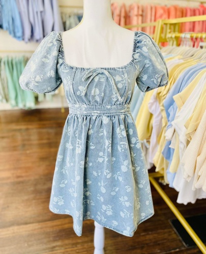 Gallery Image Simplicity%2010_020426-020434.jpeg