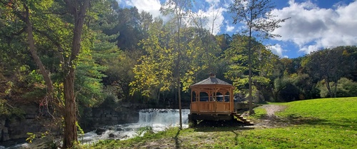 Gallery Image outlet%20trail%201.jpg