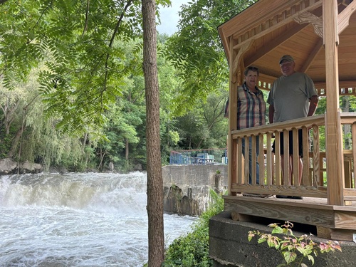 Gallery Image outlet%20trail%206.jpg