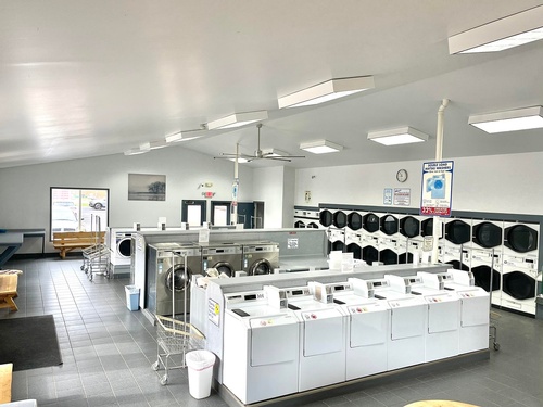 Gallery Image Valley%20Laundry%20-%20inside.jpg
