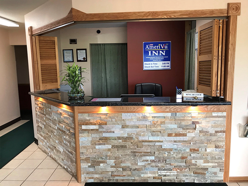 Gallery Image AmeriVu%20-%20entry-way-home-slider.png