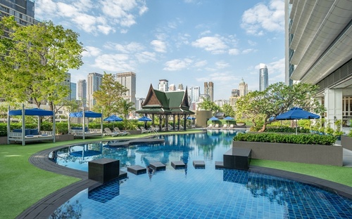 Gallery Image The%20Athenee%20Hotel.%20Bangkok%20-%20Swimming%20Pool.jpg