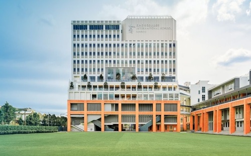 Gallery Image KINGSPhoto5.jpg