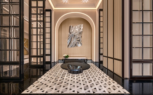 Gallery Image RC_BKKRB_Arrival_Hall_Art_Piece_02_260126-083017.jpg