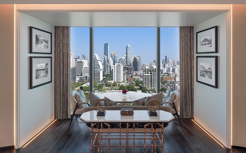 Gallery Image RC_BKKRB_Excutive_Lounge_Seating_View_260126-083736.jpg