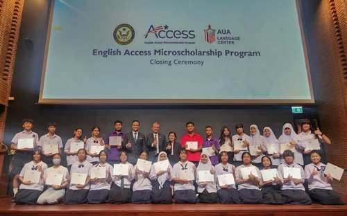 Gallery Image 10_Closing%20ceremony%20Access%20HM_MT.jpg