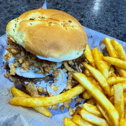 Gallery Image 545569601_122274040238195549_1562436829682599693_n.jpg