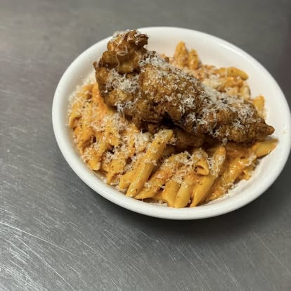 Smoked Gouda Mac + Cheese with House Fried Chicken