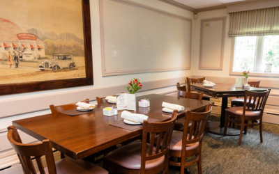 Gallery Image Century-House-Restaurant-Peabody-Interior-Seating.png