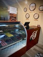 Gallery Image Front%20desk.jpg