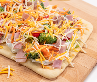 Gallery Image HamVeggieFlatbread_Recipe_Mobile_780x660%20(2).png