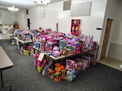 Gallery Image American%20legion%20toys%20for%20tots_071026-091421.jpg