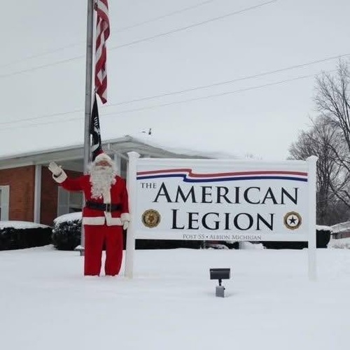 Gallery Image Santa%20at%20American%20Legion_071026-091307.jpg