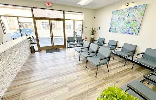 Gallery Image Waiting-Room-at-Ovation-Physical-Therapy-2.jpg